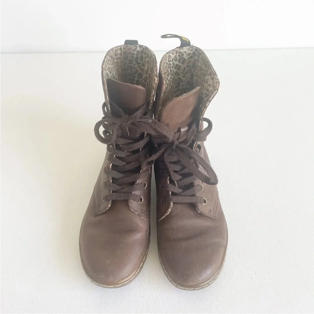 Dr. Martens brand dr
